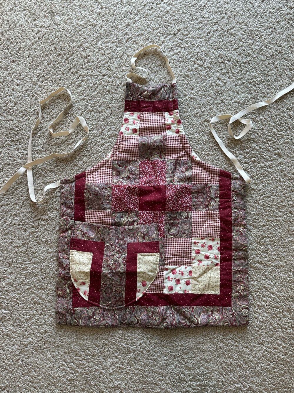 Hand Crafted Apron Burgundy & Cream Patchwork Quilted drawstring victorian heart - Picture 2 of 9